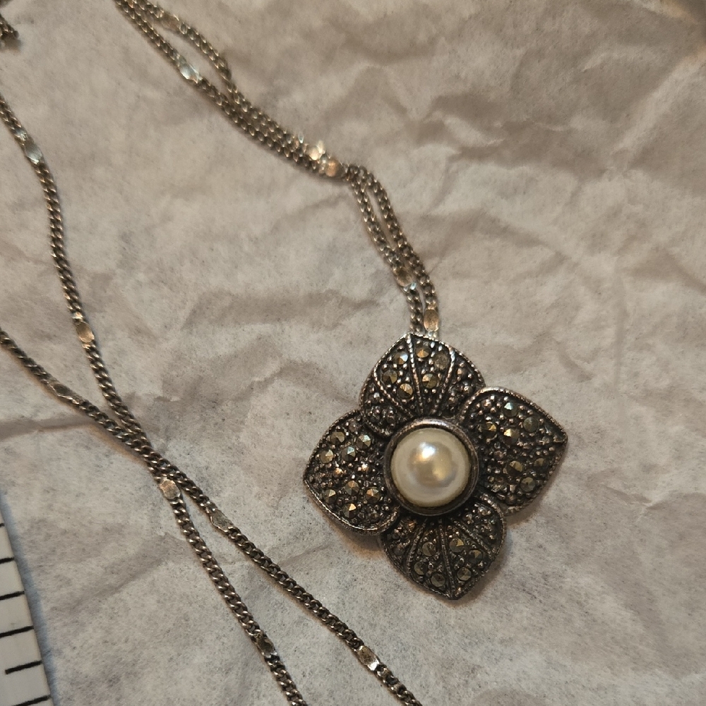 Beautiful Sterling Silver Pearl & Marcasite Flower Pendant Necklace